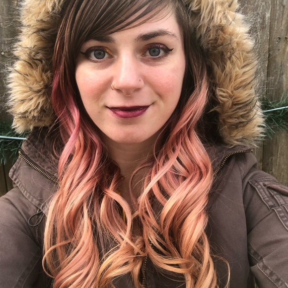 Meet your Posher, Shawnahawes 🖤 - Picture 14 of 16